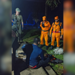 homem tenta-descer morro de-rapel-e precisa-ser-resgatado-por-bombeiros-e-policiais-no-tocantins