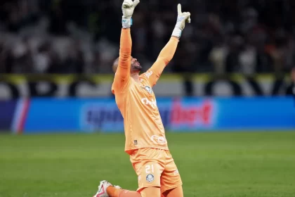 gremio-quer-veiga-e-weverton,-mas-palmeiras-descarta-negocio-pelos-idolos