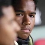 endrick-e-expulso-no-banco-do-real-em-jogo-com-revolta-contra-a-arbitragem