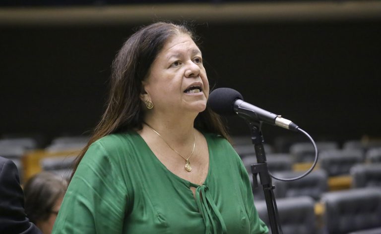 comissao-aprova-limite-de-uso-da-margem-consignavel-para-cartoes-a-5%