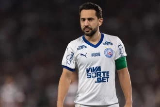 everton-ribeiro-e-bahia-chegam-a-acordo-de-renovacao-por-mais-um-ano