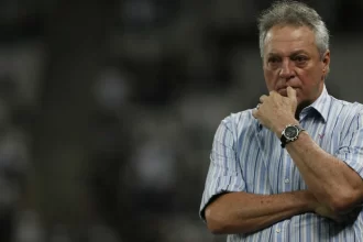 abel-braga-revela-cirurgia-no-coracao-pouco-antes-de-voltar-ao-internacional