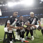 vasco-vira-nos-acrescimos-e-abre-vantagem-sobre-o-fluminense-na-semi-da-copa-do-brasil