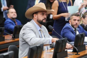 comissao-aprova-projeto-que-ajusta-legislacao-sobre-transportador-rodoviario-de-cargas