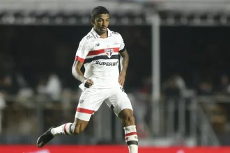 sondado-por-rivais,-luiz-gustavo-deixou-o-sao-paulo-apos-ligacao-por-telefone