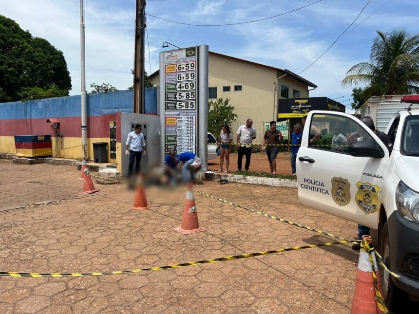 jovem-foi-perseguido-antes-de-cair-de-moto-e-ser-executado-a-tiros-em-posto-de-combustivel,-diz-delegado
