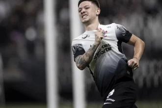 garro-evolui-fisicamente-e-pode-comecar-decisao-pelo-corinthians