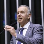 relator-critica-“concessao-indiscriminada”-de-beneficios-fiscais