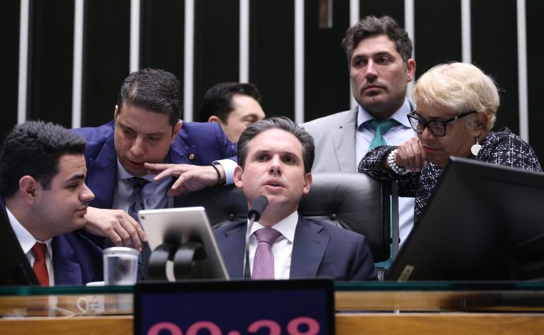 motta-diz-que-regulamentacao-da-reforma-tributaria-vai-reduzir-burocracia-no-brasil