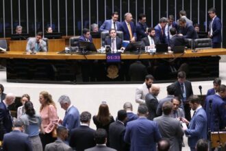 camara-conclui-votacao-de-projeto-que-regulamenta-a-reforma-tributaria;-texto-segue-para-sancao