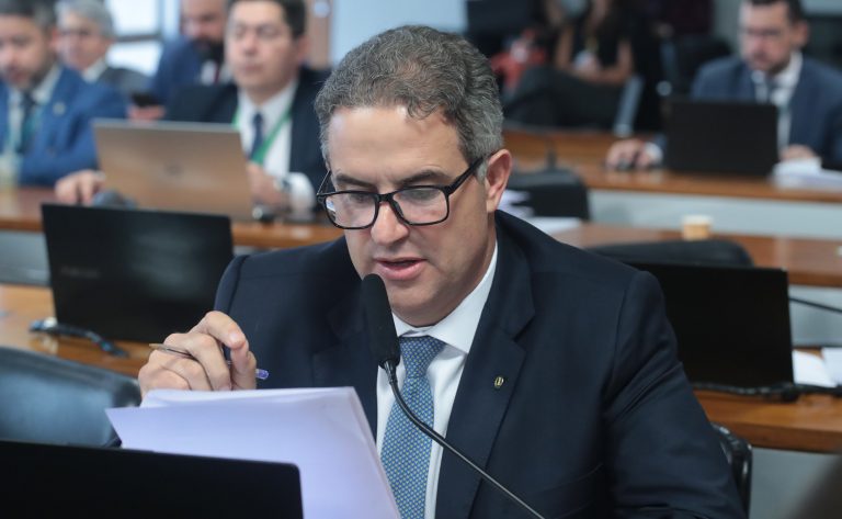 comissao-aprova-projeto-que-preve-seguro-desemprego-para-trabalhador-rural-safrista
