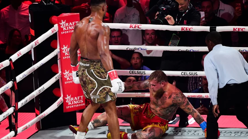 anthony-joshua-luta-mal,-mas-derruba-jake-paul-no-sexto-round-e-espera-por-tyson-fury