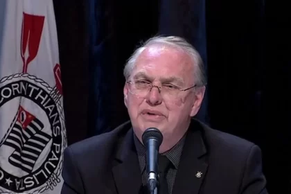 presidente-do-corinthians-traca-meta-para-2026-e-diz-que-vai-buscar-‘mais-titulos’