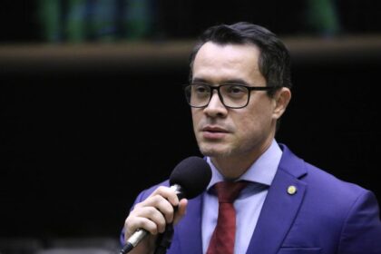 comissao-aprova-incentivo-a-qualificacao-de-pessoas-com-deficiencia-no-mercado-cultural