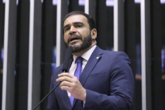 comissao-aprova-reserva-de-vagas-para-bombeiros-civis-e-brigadistas-durante-calamidades-publicas