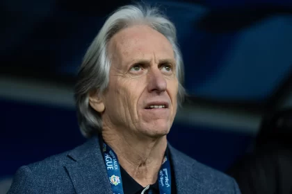 jorge-jesus-elogia,-mas-diz-que-flamengo-deste-ano-nao-superou-time-de-2019