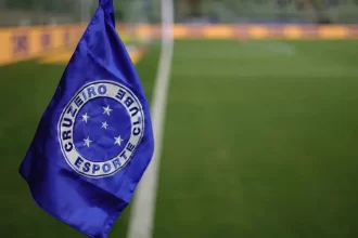 cruzeiro-anuncia-diretor-ex-flamengo-que-desfez-acordo-com-corinthians