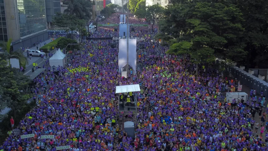 atleta-da-tanzania-vence-sao-silvestre-e-desmaia;-brasileira-fica-em-3o
