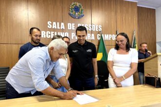deputado-cleiton-cardoso-participa-do-lancamento-do-programa-agua-na-caixa-e-destaca-trabalho-da-ats