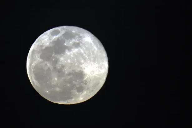 primeira-superlua-de-2026-pode-ser-vista-neste-sabado,-3
