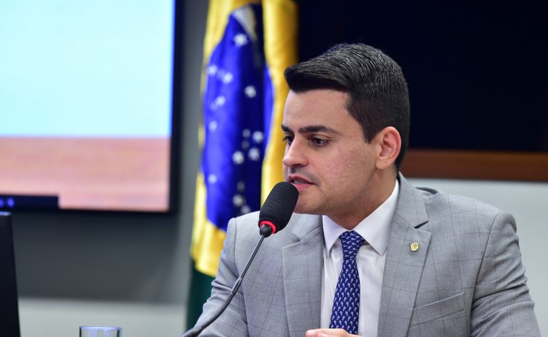 comissao-aprova-incentivo-para-energia-renovavel-em-novas-construcoes