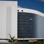 com-23-legendas-em-formacao,-brasil-pode-chegar-a-53-partidos