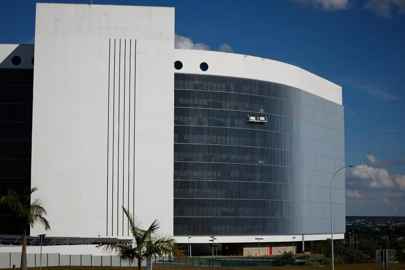 com-23-legendas-em-formacao,-brasil-pode-chegar-a-53-partidos