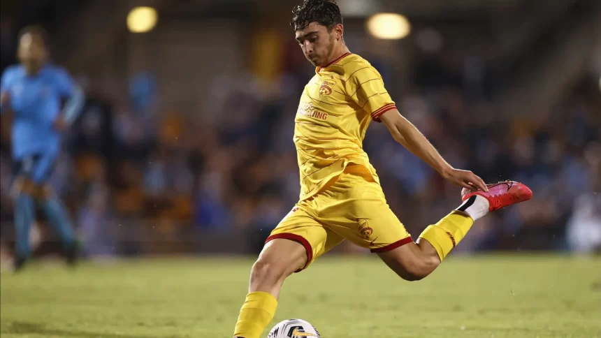 jogador-que-se-assumiu-homossexual-acusa-ex-clube-de-homofobia