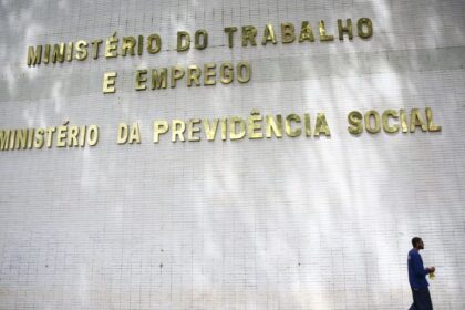 projeto-reestrutura-carreiras-e-salarios-de-servidores-federais