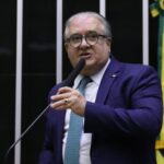 comissao-aprova-criacao-de-unidades-bancarias-para-nao-residentes-no-brasil
