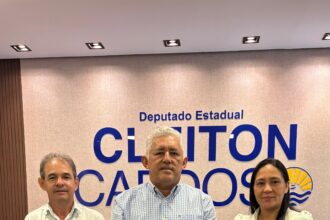 deputado-cleiton-cardoso-recebe-prefeito-edmilson-silva-para-alinhamento-de-demandas-do-municipio.