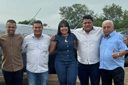 deputada-janad-valcari-visita-municipio-de-araguatins-ao-lado-do-deputado-moisemar-marinho