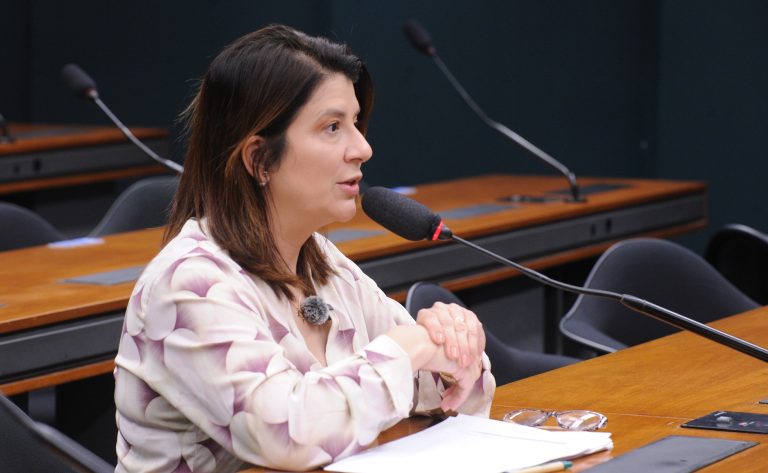 comissao-de-saude-aprova-oferta-gratuita-de-sensores-de-glicose-pelo-sus