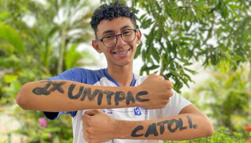 estudantes-tocantinenses-comemoram-notas-acima-de-900-na-redacao-do-enem