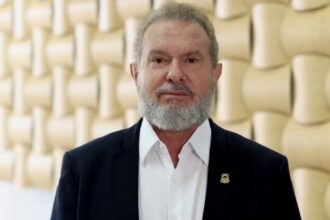 mauro-carlesse-deixa-o-agir-e-intensifica-articulacoes-para-disputar-o-governo