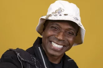 com-divida-milionaria,-edilson-capetinha-pode-perder-cache-do-bbb26