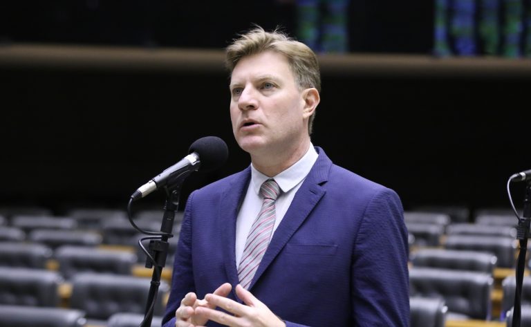 comissao-aprova-autorizacao-para-terminais-distante-de-portos-realizarem-fiscalizacao-alfandegaria