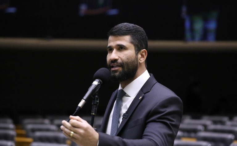 comissao-aprova-interdicao-administrativa-de-imoveis-usados-para-crimes