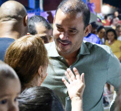 com-apoio-do-deputado-federal-vicentinho-junior,-prefeitura-de-pium-assina-ordem-de-servico-para-pavimentacao-asfaltica