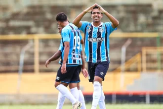 gremio-decide-no-1o-tempo-contra-o-ceara-e-avanca-as-semifinais-da-copa-sao-paulo-de-juniores