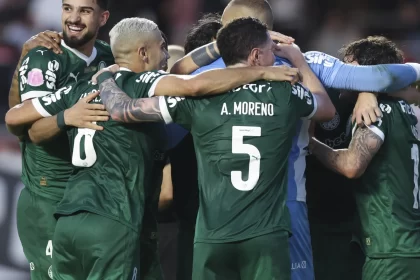 no-palmeiras,-problema-de-2025-se-repete-em-2026-em-ataque-com-menos-opcoes