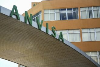 anvisa-aponta-“graves-riscos-a-saude”-e-suspende-suplementos-alimentares-de-duas-marcas