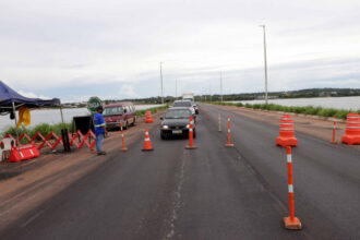 ageto-inicia-servicos-noturnos-de-siga-e-pare-na-ponte-entre-palmas-e-luzimangues