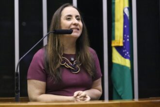 projeto-suspende-uso-de-recursos-da-petrobras-para-formacao-tecnica-com-enfoque-social