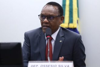 comissao-aprova-projeto-que-reduz-custos-de-equipamentos-de-seguranca-para-automobilismo-e-motociclismo