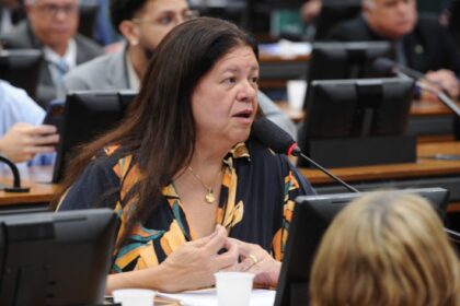 comissao-aprova-obrigacao-de-entidades-voltadas-a-criancas-e-adolescentes-terem-copia-do-eca-para-consulta