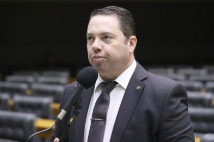 comissao-aprova-projeto-que-permite-instalar-estandes-de-tiro-em-residencias