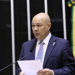 projeto-proibe-monetizacao-de-contas-e-perfis-de-parlamentares-em-redes-socais