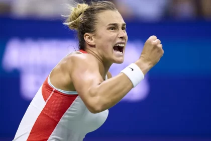 sabalenka-sofre,-mas-vence-dois-tie-breaks-e-vai-as-oitavas-na-australia