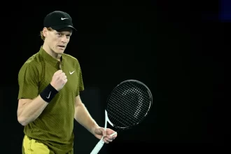 sinner-vence-com-dificuldades-spizzirri-e-segue-no-australian-open